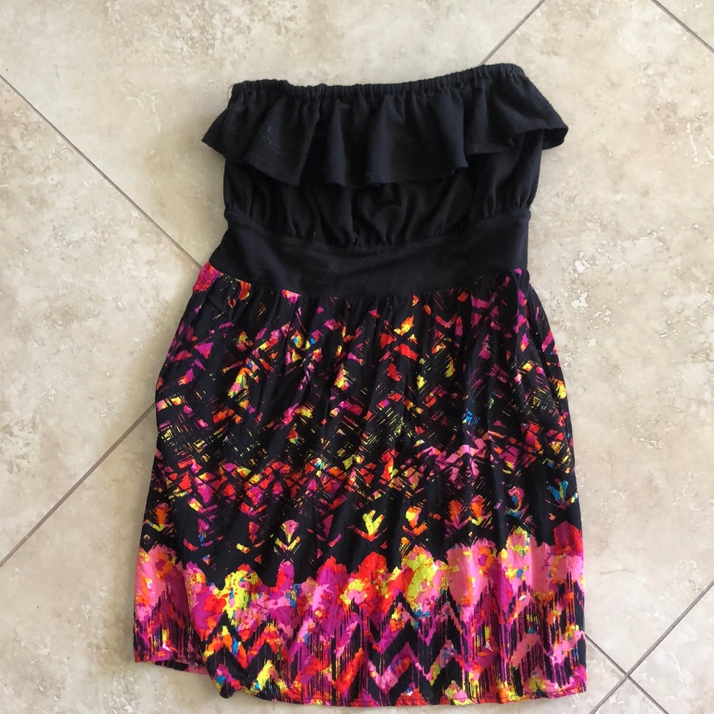 Cute strapless dress
